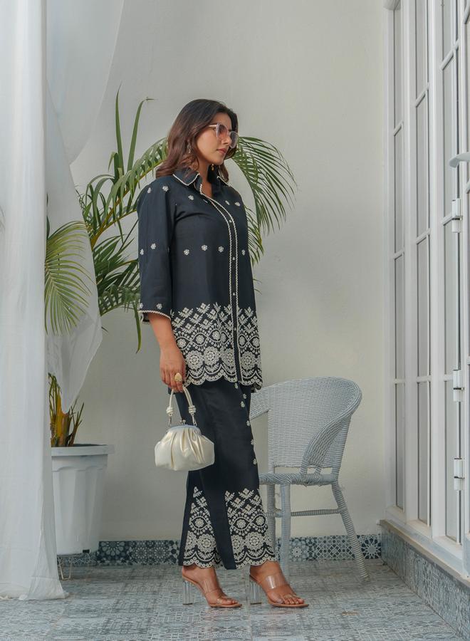 دي دبليو طقم منسق من قميص وبنطال مطرز للنساء - Image 2